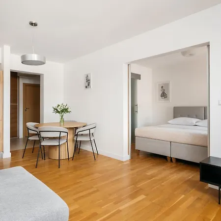 Native Kraszewskiego 26 * Krakow