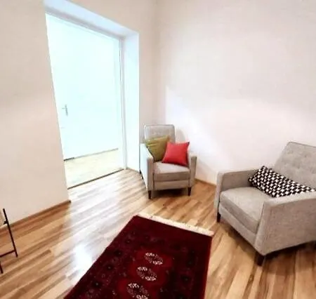 Apartment Old Town - 5 Bedrooms Soltyka Street Krakow