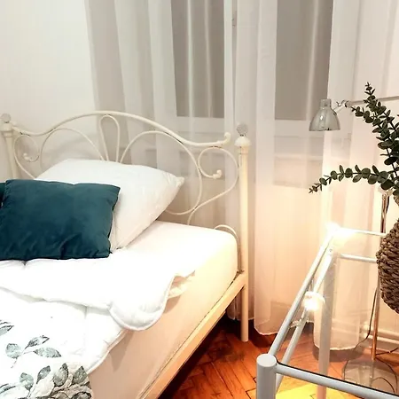 Old Town - 5 Bedrooms Soltyka Street