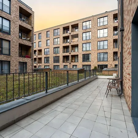 Apartament Lubicz Urban Haven Kraków