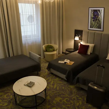 Otel Atrium 3*