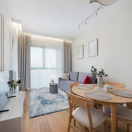 Apartment Blue Near Schindler *