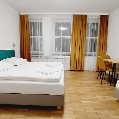 Hotel Korona *