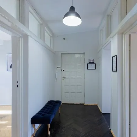 דירה Huge Smolensk Street קרקוב