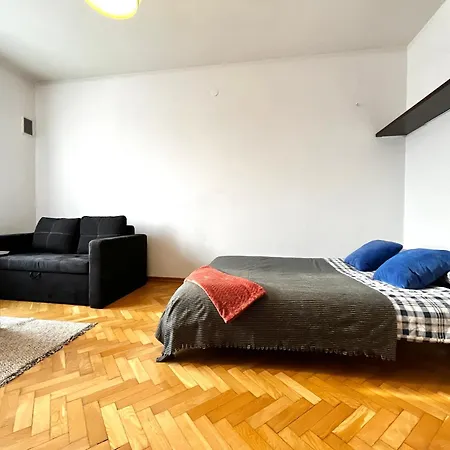 Old Town Apartment