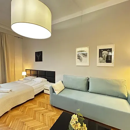 Small Market Square - Old Town Apartment Krakow
