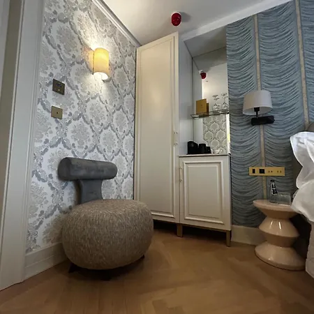 Hotel Unicus Palace Old Town - Destigo 5*