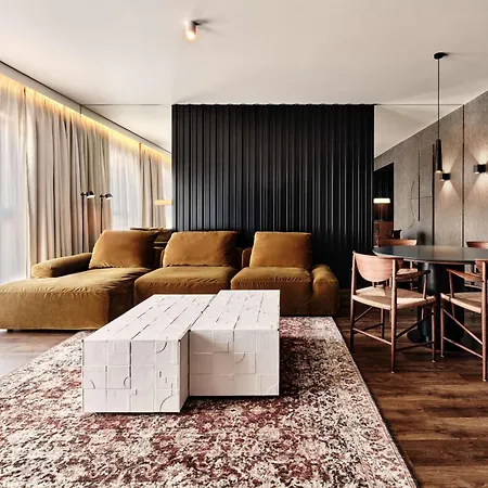 Radisson Red & Radisson Red Apartments, 4*