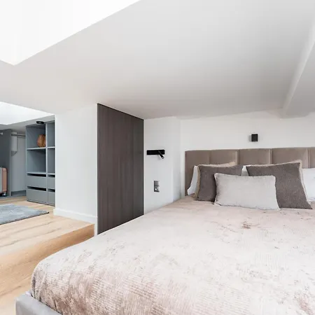 Apartment Wielopole Floor *