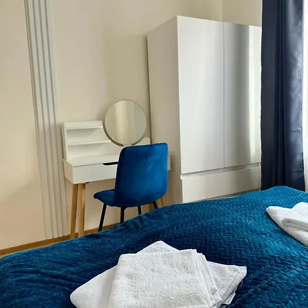 Blue Zone Apartment