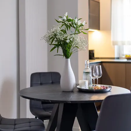 Wielopole Floor Apartment *