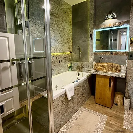 Apartment Exclusive Jacuzzi Penthouse With Garage