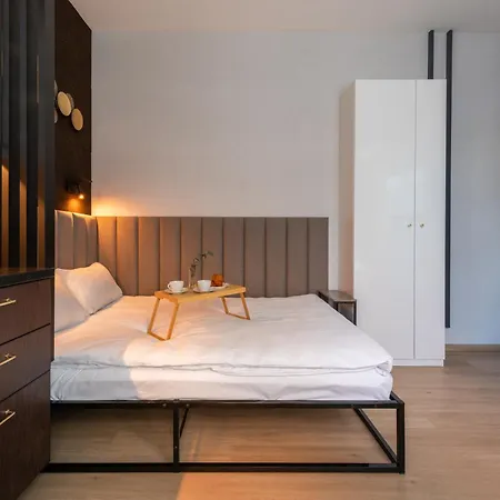Iron Apartman