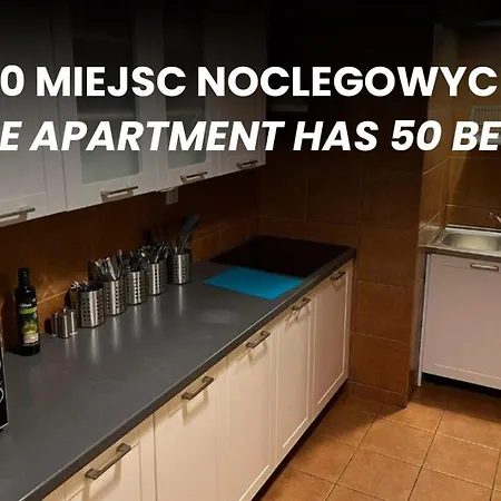 50 People Bis Apartment