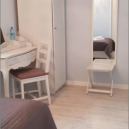 Mikołaj 3*