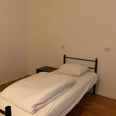 To Be Hostel Krakow Hostel *