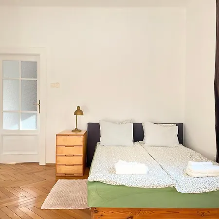 Apartament With Separate Bedroom In The Heart Of Krakow, Market Square