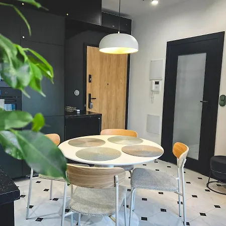 Appartement Stylish Asylum Quality, Quiet, Great Location