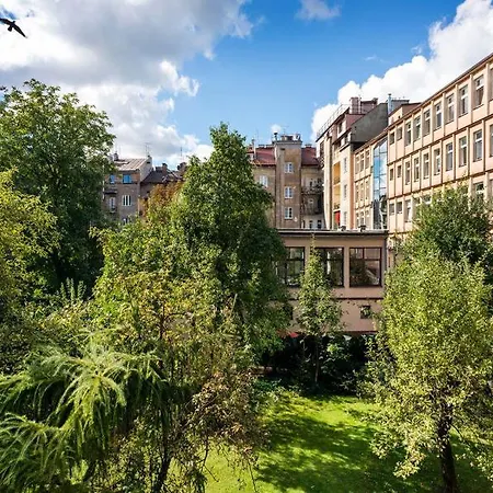 Apart Otel Emaus 3*