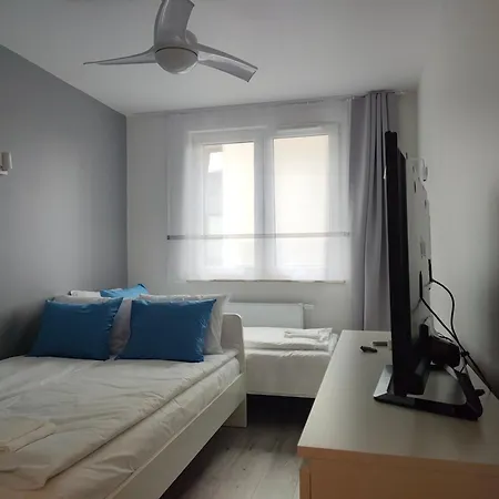 2-bedroom With 2 Free Parking Spots - Tauron Arena Cracóvia