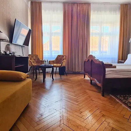 Pollera Hotel Cracóvia