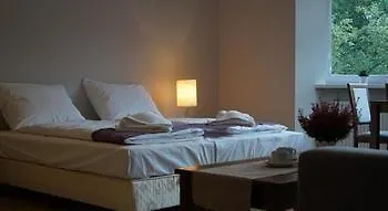 Emaus Apart Otel 3*