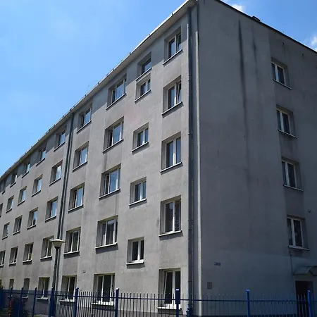 بيت شباب Dom Studencki Atol *
