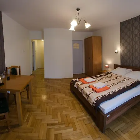 Hostel Brama Old *