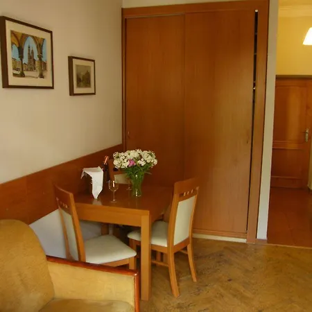 Kajzer Apart Otel Krakow