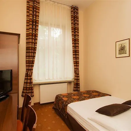 Otel Western Old Town 3*