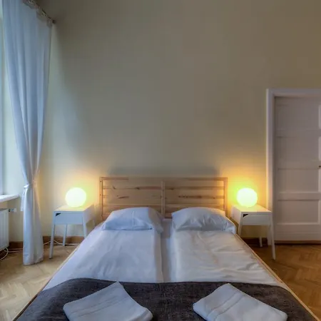 Apartment Michalowskiego 11 Krakow
