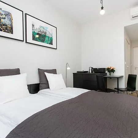 Krakow B&B شقة فندقية كراكوفيا
