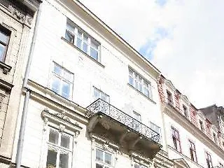 Anny 5 Aparthotel