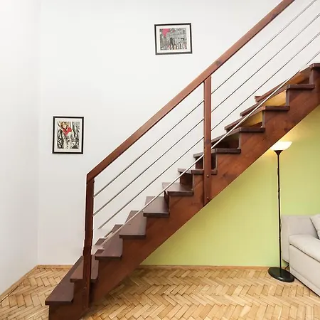 Color Sarego 24 아파트호텔 크라쿠프