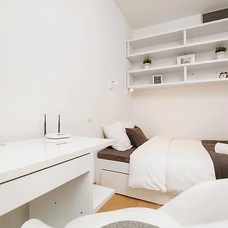Wawel Luxury By Amstra Apartment