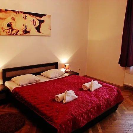 Apartmentsapart. 3* Krakow