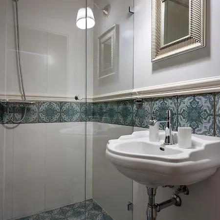 P&j Luxury * Krakau