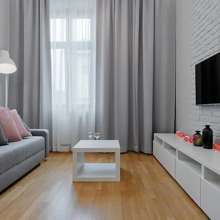 Apartment Loretanska 6 *