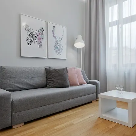 Loretanska 6 Apartment *