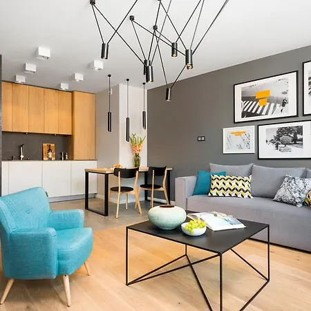 アパートホテル Privilege Suites 4*