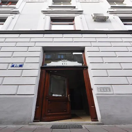 Ξενοδοχείο με διαμερίσματα Siesta Krasków