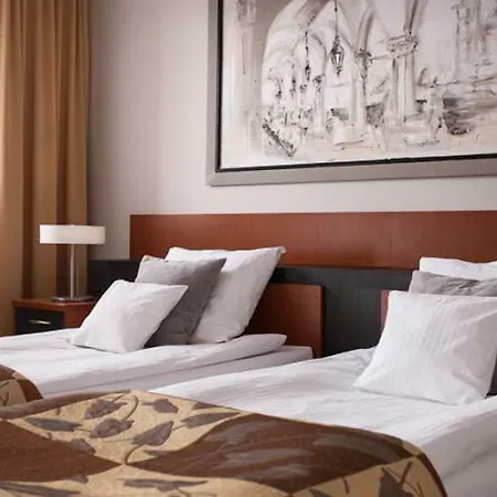 Benefis Boutique 3*