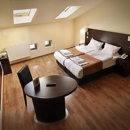 Spatz Apart Otel 3*