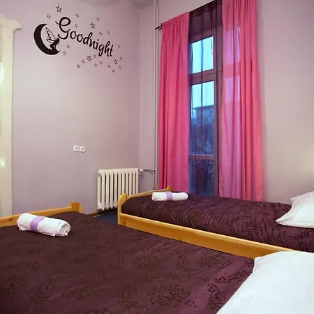 Hostel Dragon Aparthostel Senatorska Kraków