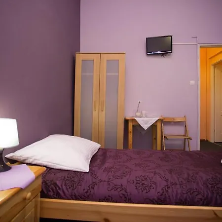 Hostel Dragon Aparthostel Senatorska Kraków