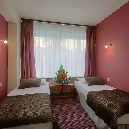 Hotel Delta 3*