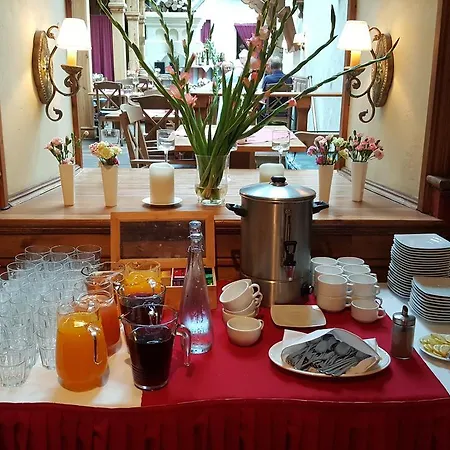 Rezydent Hotel