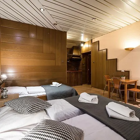 Golden Lion Guest Szewska 19 Aparthotel 3*