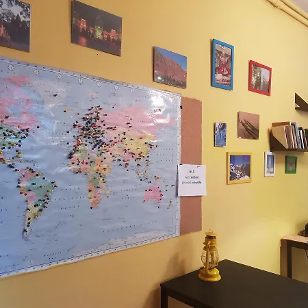 Hostel Shishkin Art *