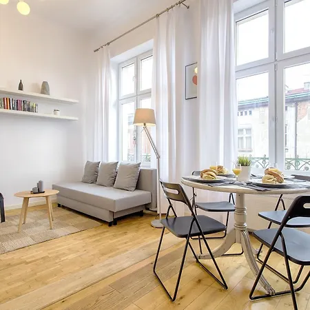 Tyzenhauz Economy